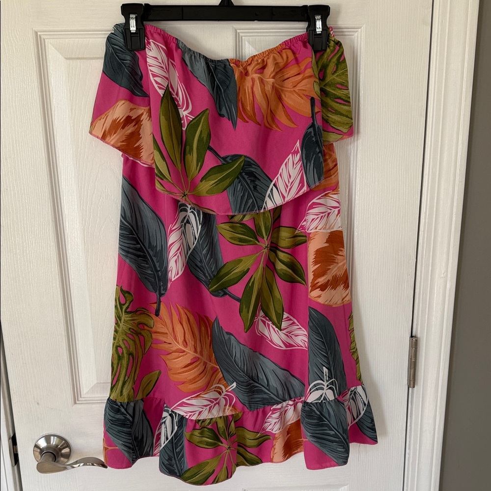 SHEIN Pink and Orange Leaf Pattern Dress
